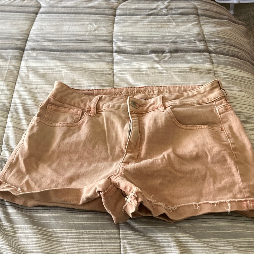 American Eagle women’s jean shorts. Size 8
